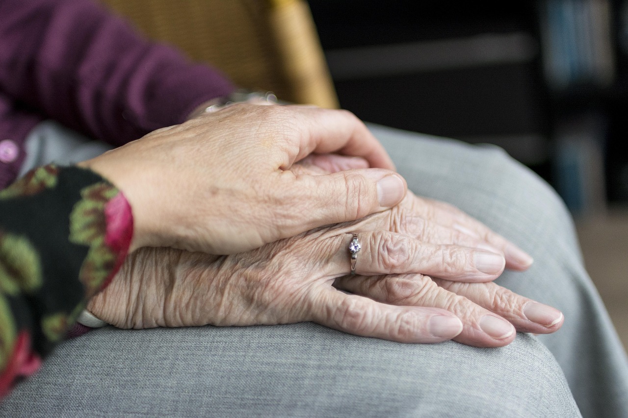 christmas wallpaper,  hands,  old,  old age,  elderly